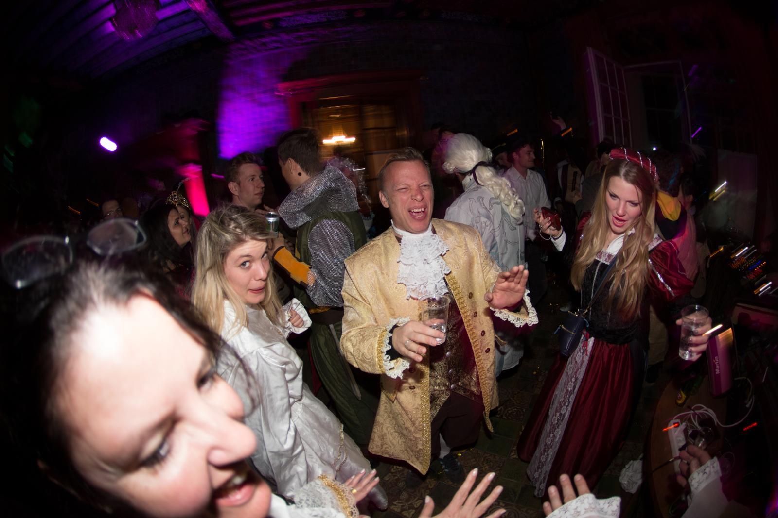 30 im Schloss - 366.jpg